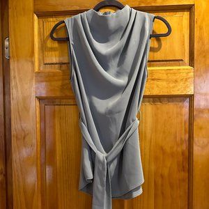 High draped neck, sleeveless shirt